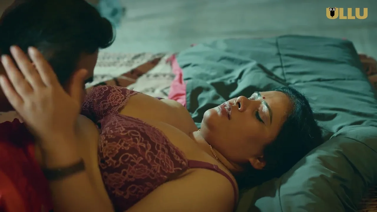 Kundi Mat Khadkao Raja Ullu Hindi Sex Web Series Ep 2