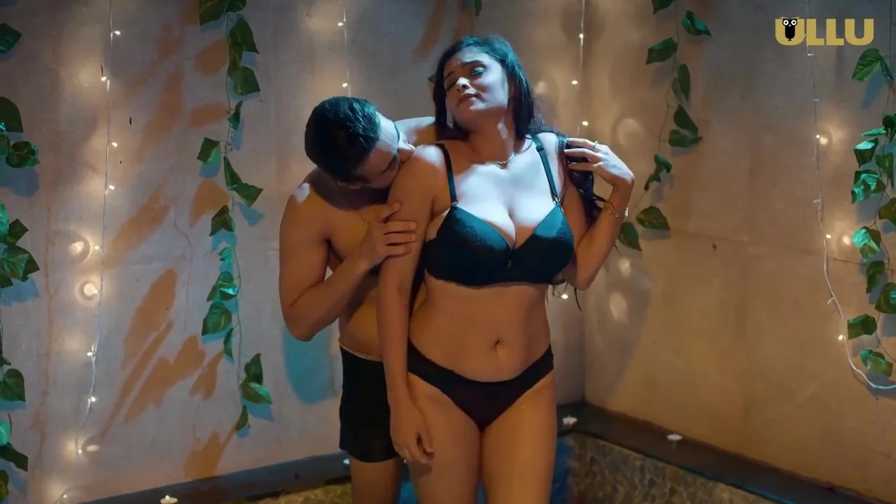 Meri Mummy Ki Dost Ullu Hindi Sex Web Series Episode 5